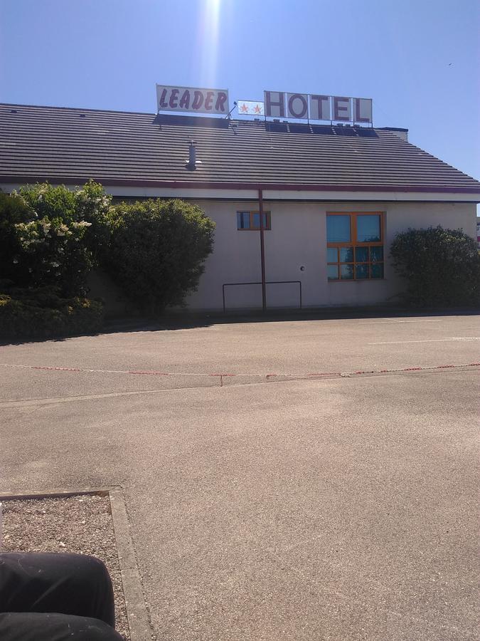 Leader Hotel Фушран Экстерьер фото